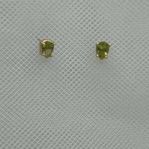 Pendientes de plata chpados en oro amarillo con olivina