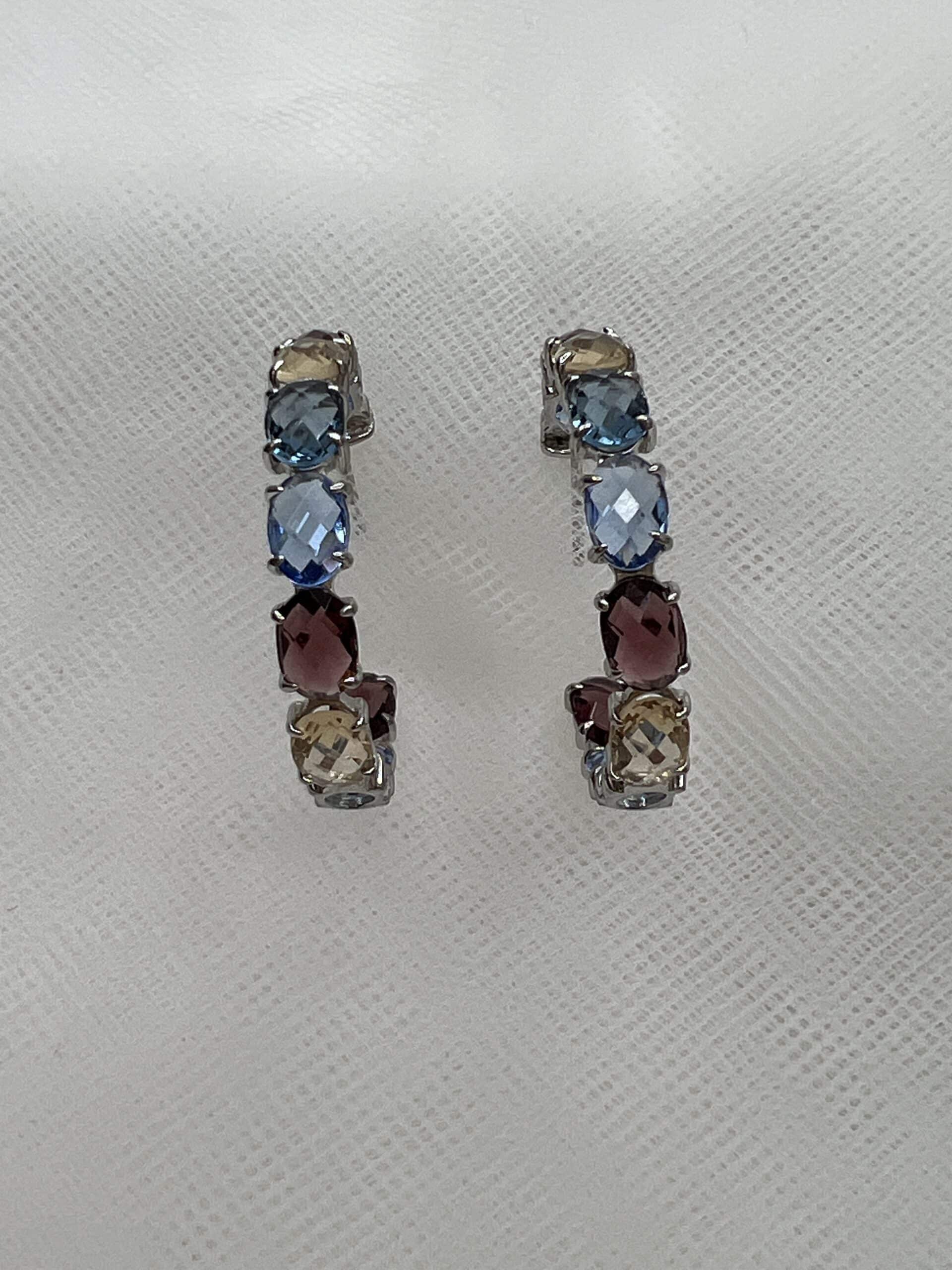 Pendientes de aro con circonitas de colores