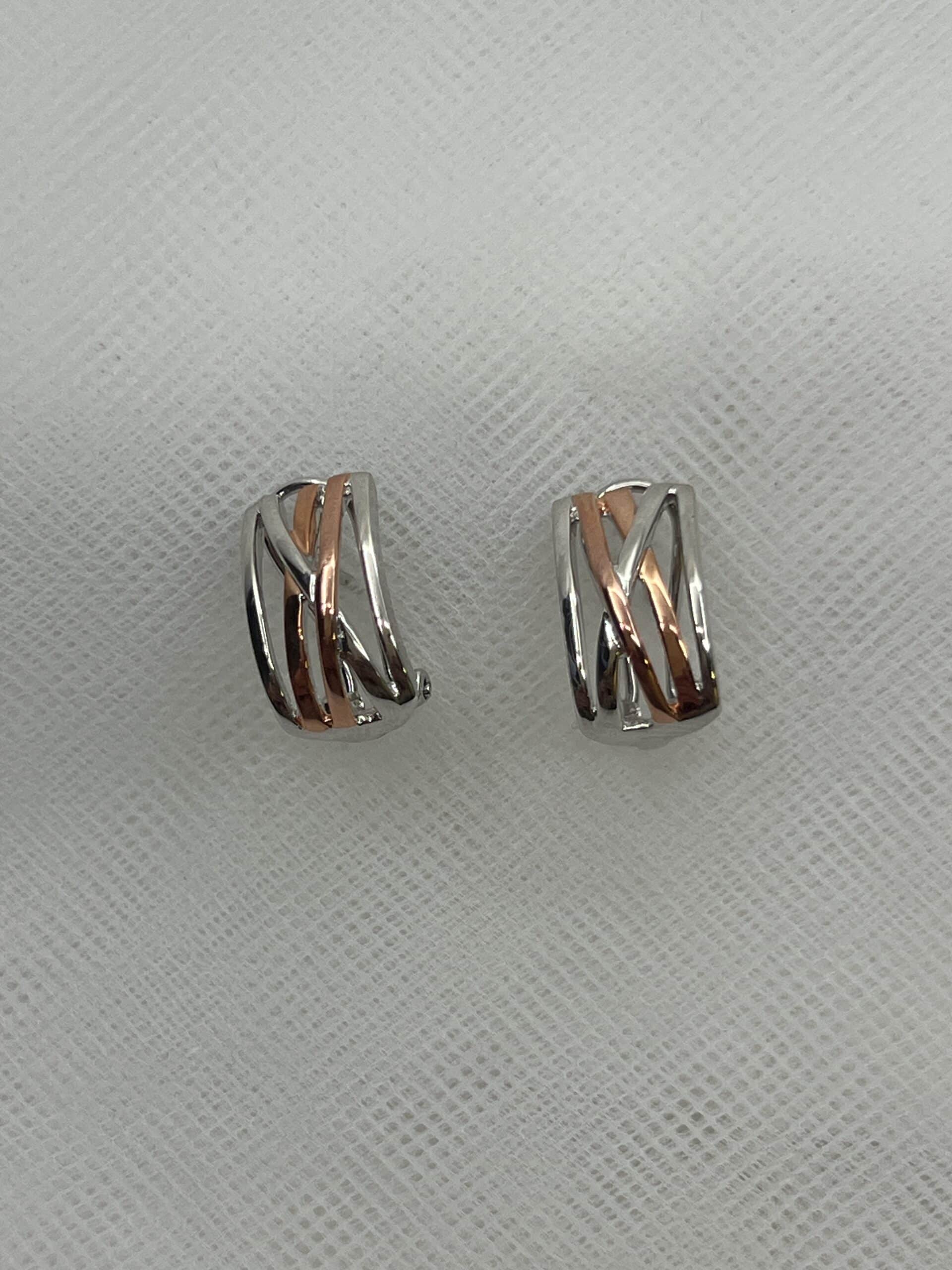 Pendientes de botón bicolor en plata y plata rosa chapada
