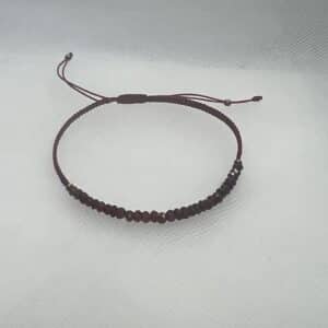 Pulsera de macramé rojo de piedras naturales