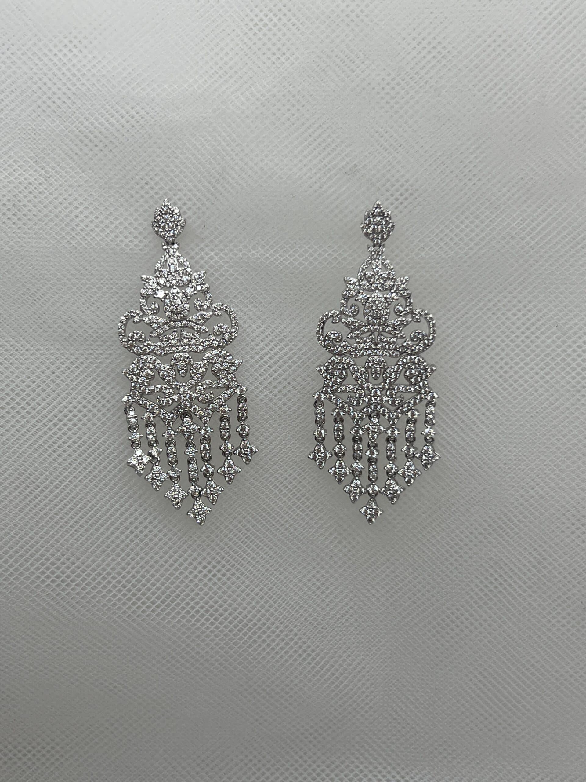 Pendientes de plata rodiados en oro blanco de circonitas