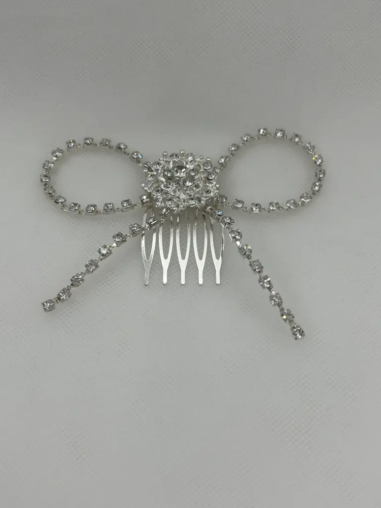 Tocado de lazo con broche de circonitas