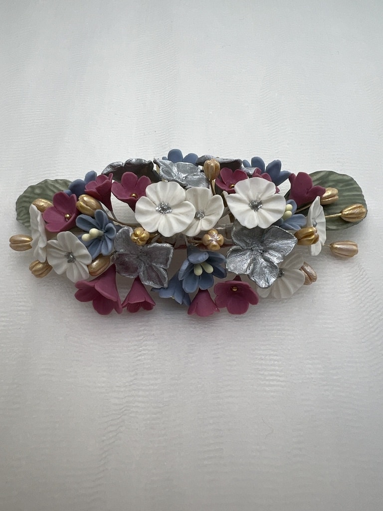 Tocado de flores de porcelana multicolor
