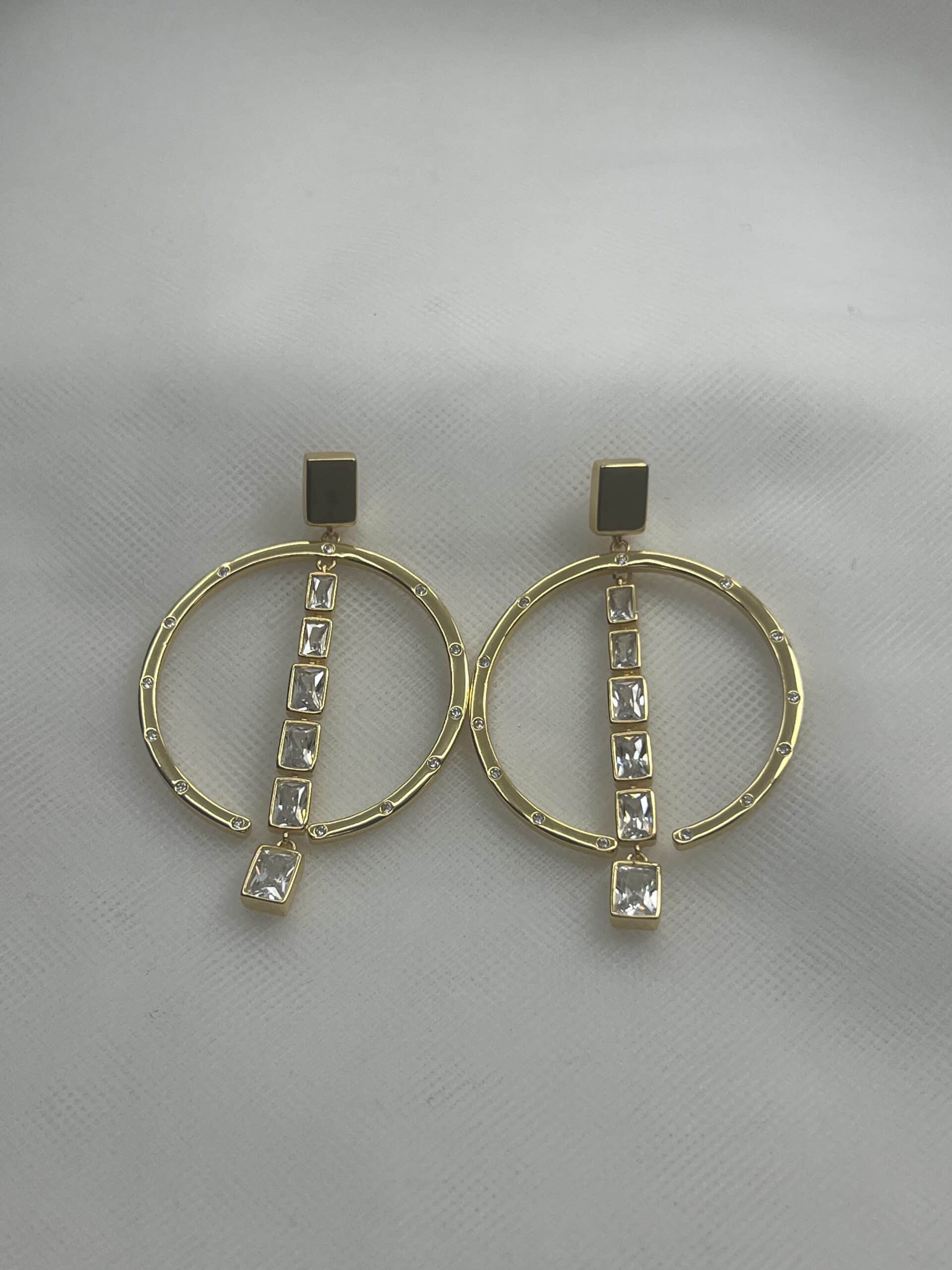 Pendientes XL de plata chapados en oro amarillo botones cuadrados con aros y tira de circonitas  de circonitas.