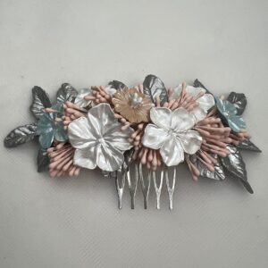 tocado de flores de porcelana colores pastel