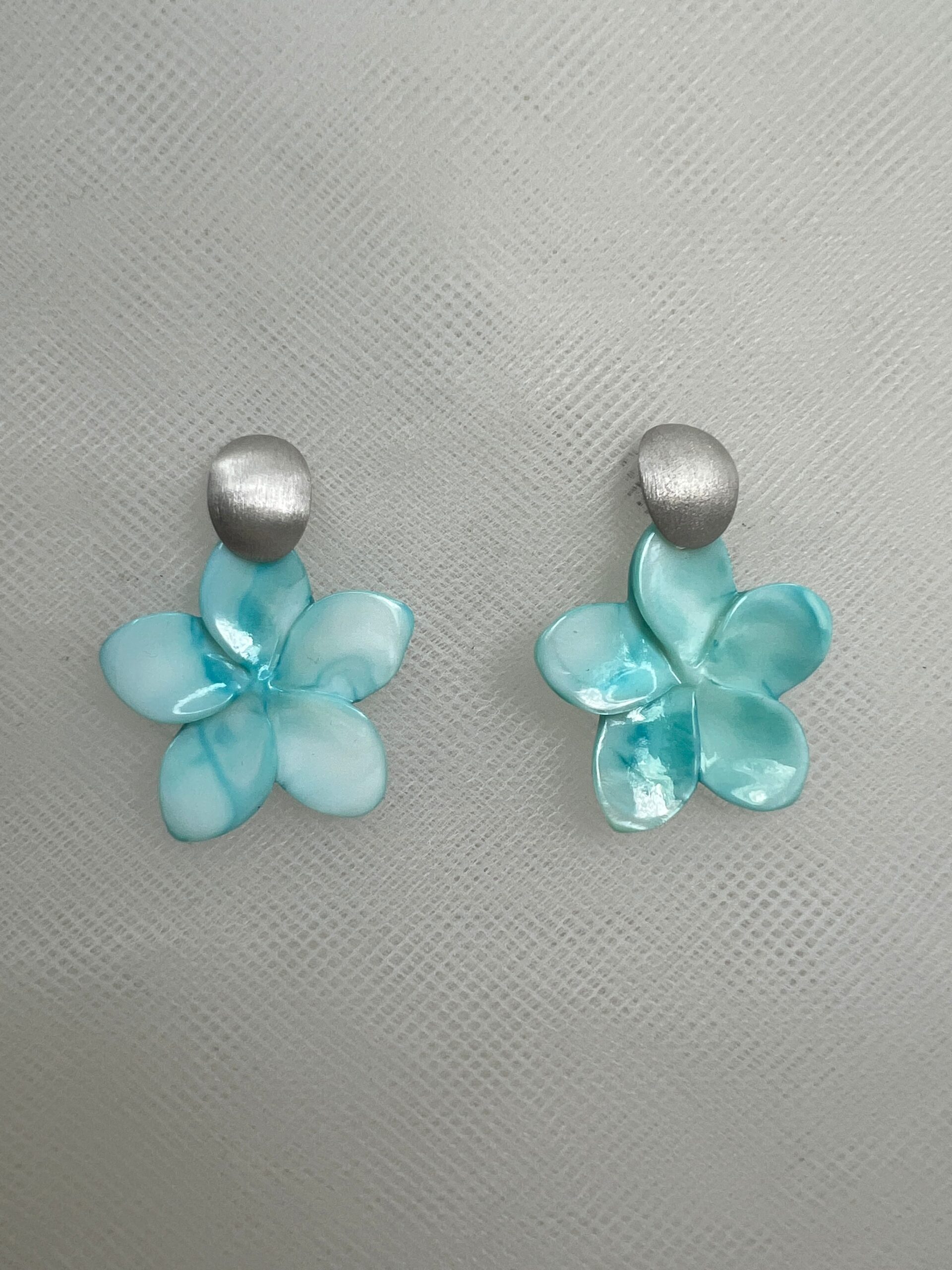 pendientes de plata con colgante de nacar